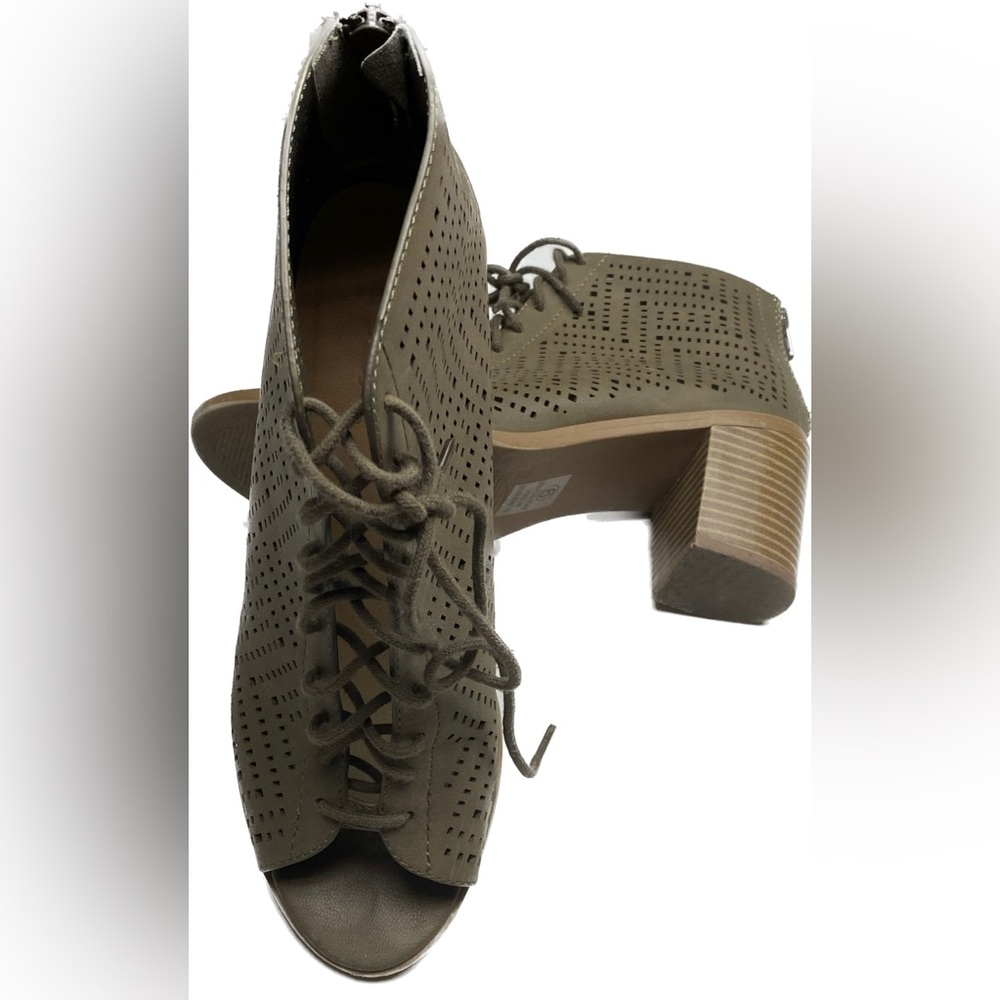 Soda ARMY GRN Lace Cutout Open Toe Heels, 9 Winter Sale